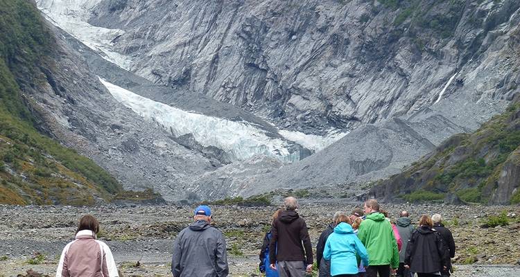 Walking in New Zealand (Oct Onwards) - Explore!