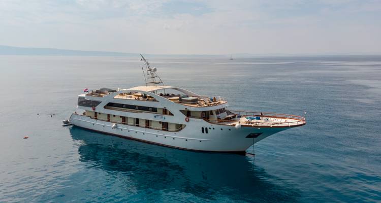 M/S President: 8 days cruise Split - Split on board M/S President visiting Hvar, Brac, Dubrovnik, Mljet... - DIV Cruises