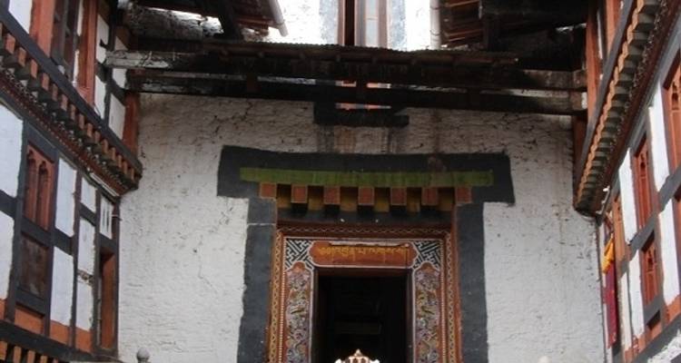 Path of Bhutan History - Om Travenza Tours