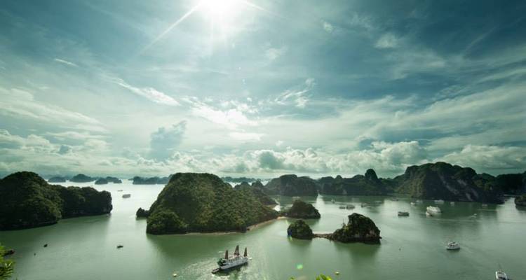 3 days Ha Long Bay Cruise with Seaplane scenic flight - a fabulous view of Halong Bay - Ideal Travel Asia