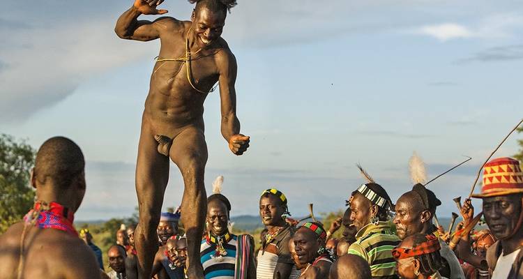 Omo Valley Tribes - 5 Days - Black Kite Tour