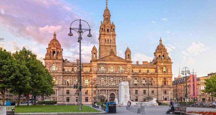 George Square in Glasgow met mensen