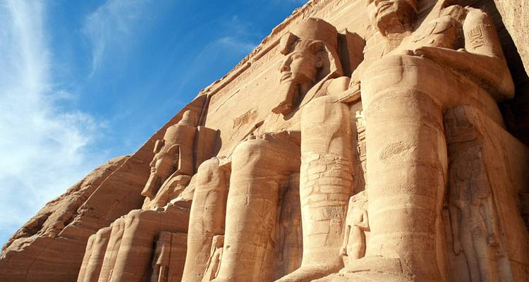 Die in Fels gehauenen Tempel von Abu Simbel