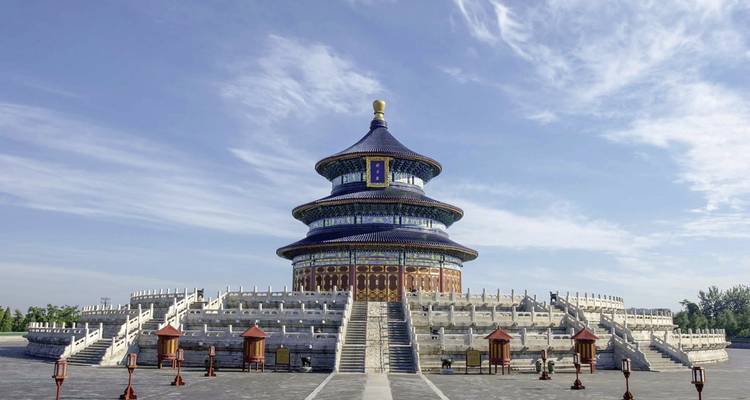 Temple du Ciel à Pékin sous un ciel dégagé.