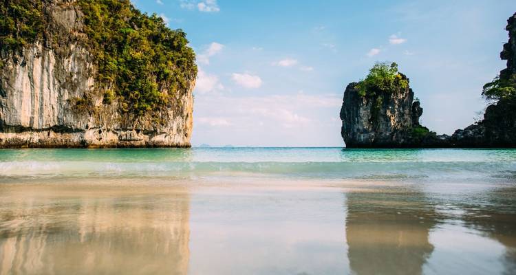 The Land Of Smiles (Thailand 24 days) - Beach Travellers