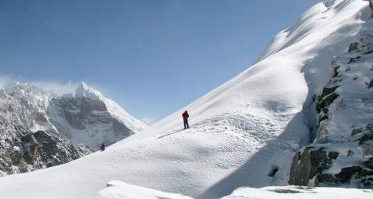 Everest Circuit & the Cho La - World Expeditions
