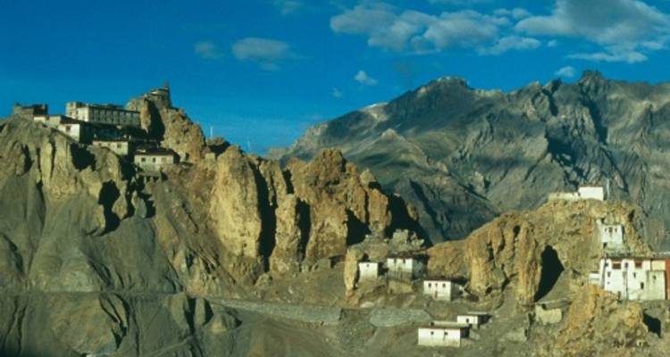 Cycle Manali to Leh with Kate Leeming - World Expeditions