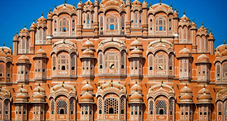 Hawa Mahal, the iconic pink palace in Jaipur, India.