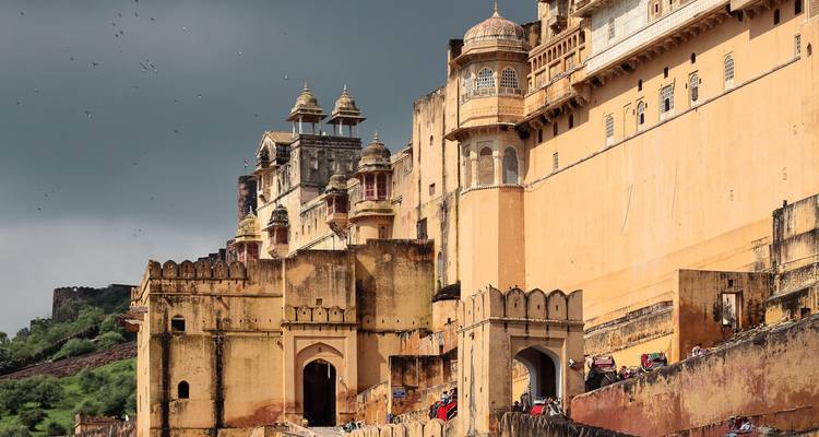 Amber Fort in Jaipur met gedetailleerde architectuur.