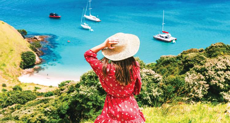 The Big Tiki (Start Auckland, End Queenstown, Summer, 17 Days) - Contiki