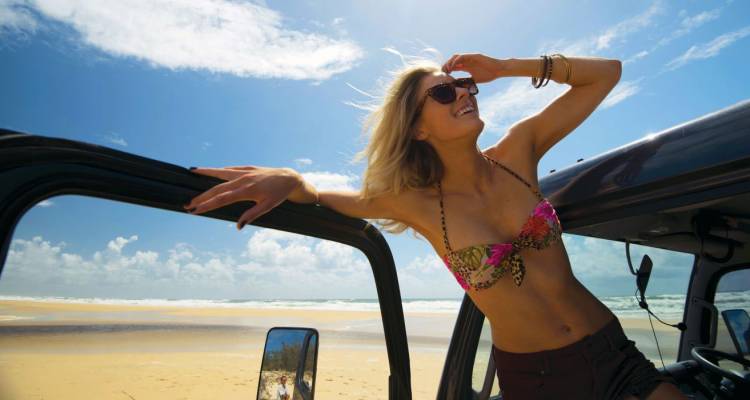 The Sun Seeker (Start Surfers Paradise) - Contiki