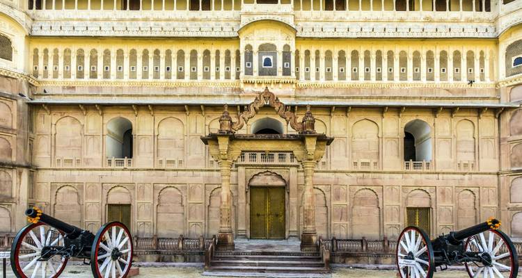 Front of Junagarh Fort in Bikaner with twin decorative cannons guarding the entrance.