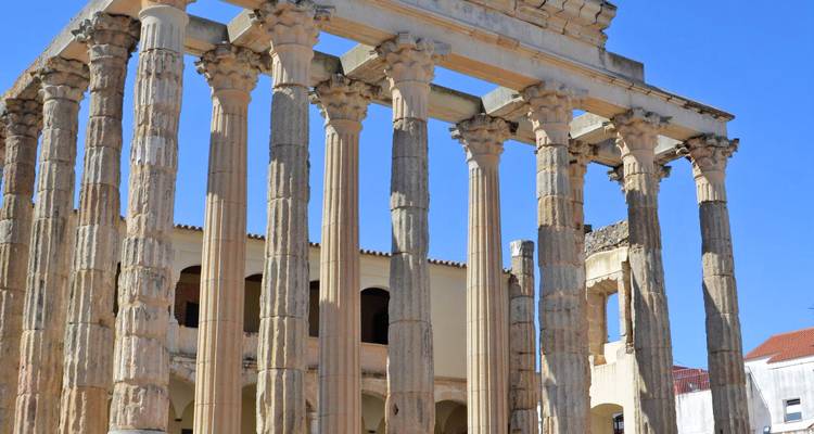 Side view of Roman columns and architrave against clear sky