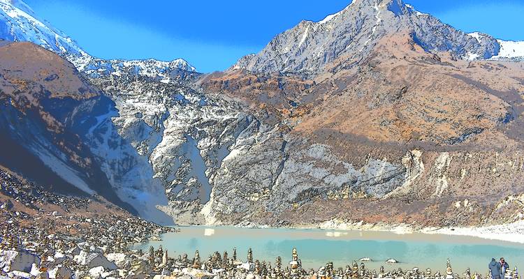 Imagen estilizada de alto contraste de un lago glacial enmarcado por las empinadas laderas del Himalaya.