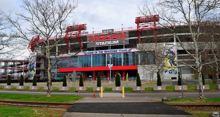 Vista exterior del Nissan Stadium, hogar de los Tennessee Titans.