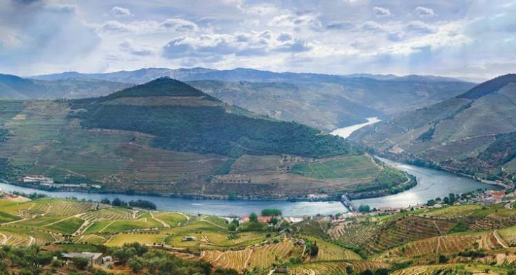 Portugal, Spain & the Douro River Valley (Lisbon to Porto, 2018) - Uniworld Boutique River Cruise Collection