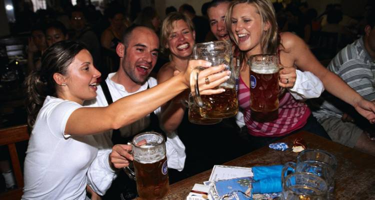 Oktoberfest London 5Days (3 destinations) - Contiki