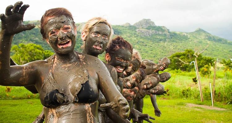 Whole Hula - Feejee Experience