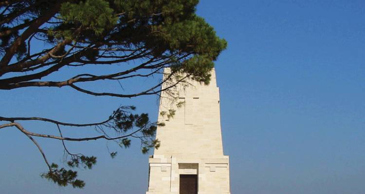 Gallipoli Pilgrimage (Comfort) - Intrepid Travel