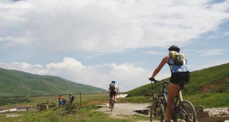 Kazakhstan and Kyrgyzstan by Bike - World Expeditions