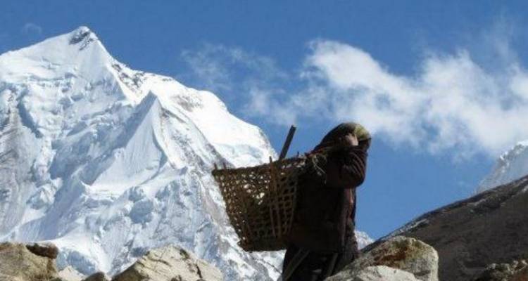 Himlung and Saribung - Adventure Consultants Limited