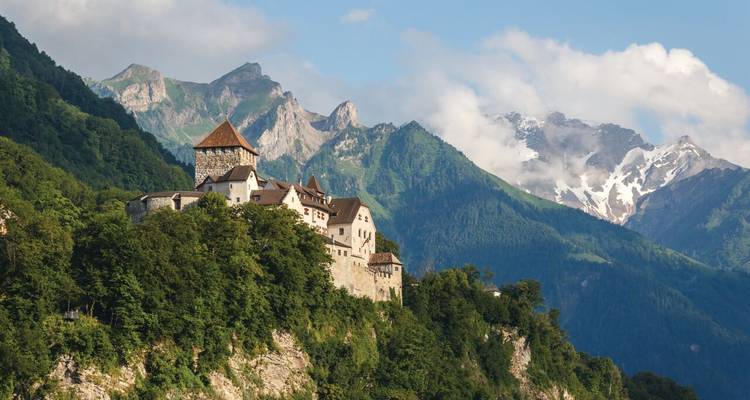Mountains, Valleys & Lakes of Switzerland - Back-Roads Touring