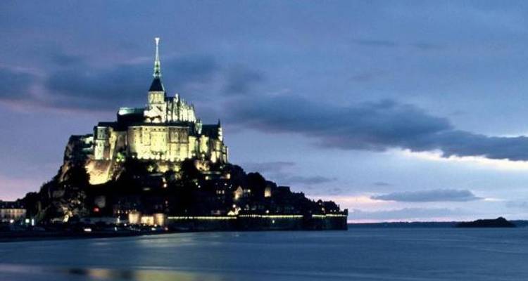 France - Best of Normandy Cycling Tour (from Bayeux to Saint-Malo) - Pure Adventures