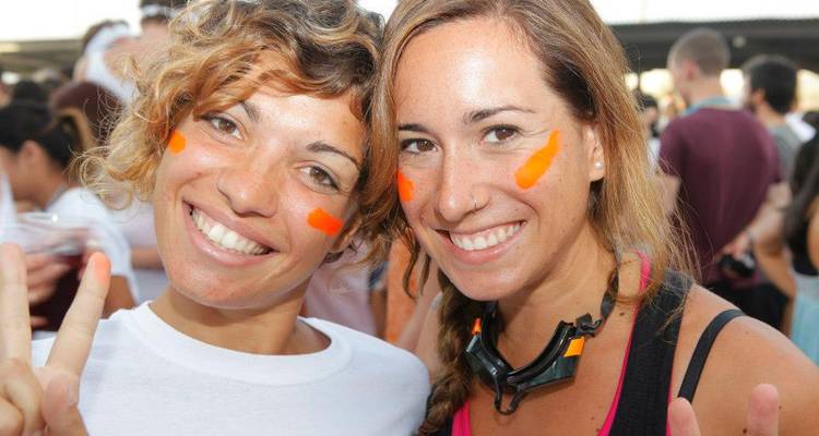La Tomatina Deluxe Hostel 4 Day - Festivals All Around