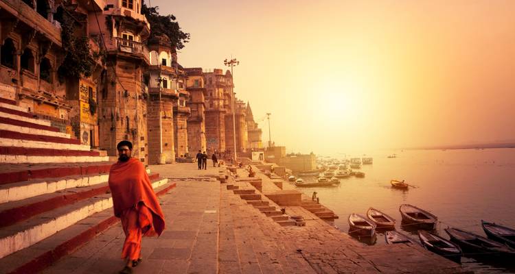 Luxury Golden Triangle Tour with Udaipur & Varanasi - GeTS Holidays