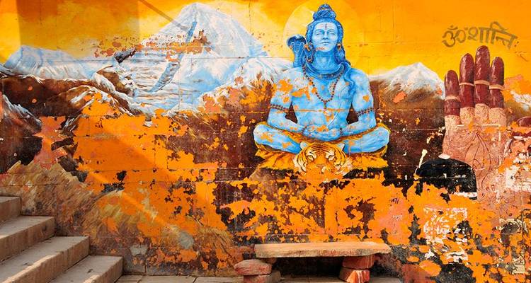 Icons of India: The Taj, Tigers & Beyond with Dubai & Varanasi - Globus