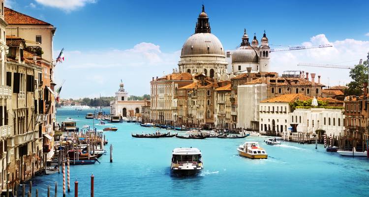 Rome to Venice Adventure Tour - Discovery Nomads