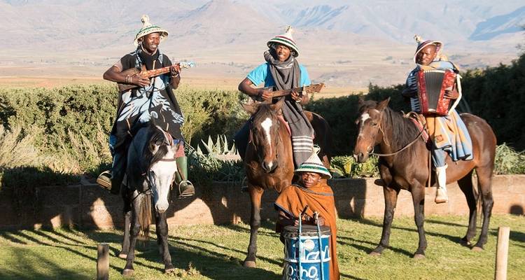 Southern African Adventurer - Acacia Adventure Holidays