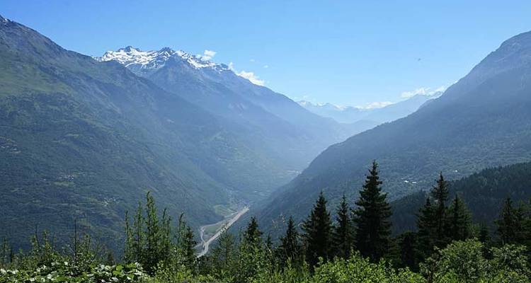 Raid Pyrenean Coast to Coast Ride - Exodus Travels