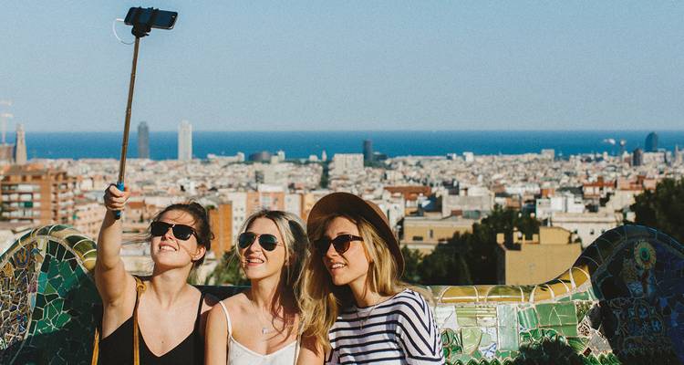 Gaudi and Glitz - Topdeck