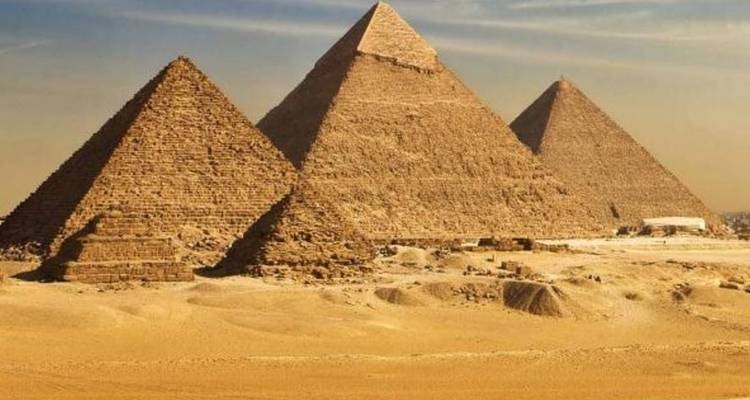 Pyramids, Mummies & Pharaohs - Peregrine Adventures