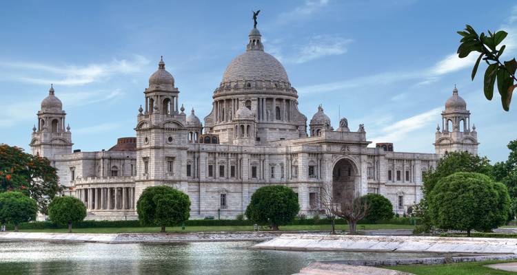 India's Golden Triangle & the Sacred Ganges (New Delhi to Kolkata, 2018) - Uniworld Boutique River Cruise Collection