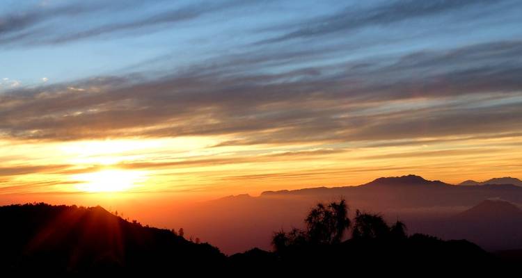 Mount Bromo & Crater Lake Adventure 4D/3N - Bamba Experience