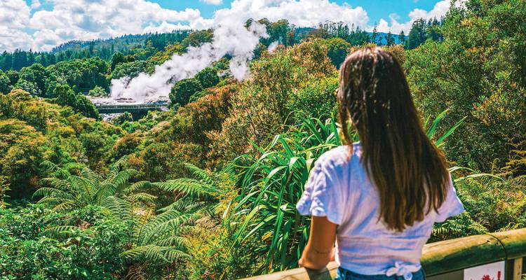 Kiwiana Panorama (Christchurch To Auckland Winter - Until Sep 2018) - Contiki