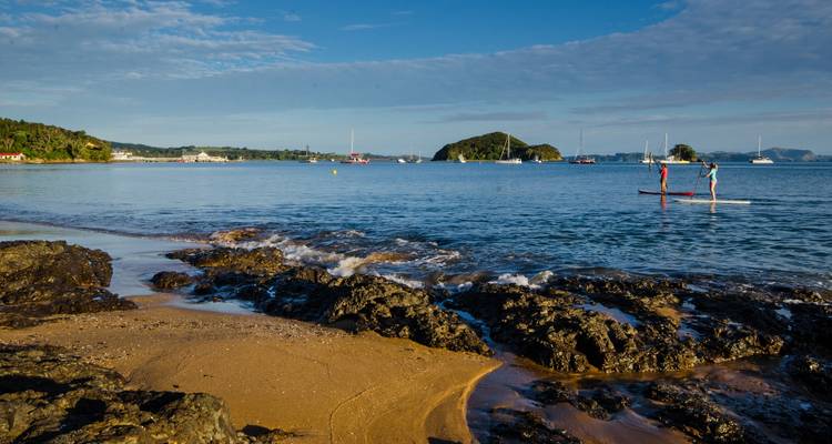 Northern Choice (Start Auckland, End Wellington, Winter, 10 Days) - Contiki