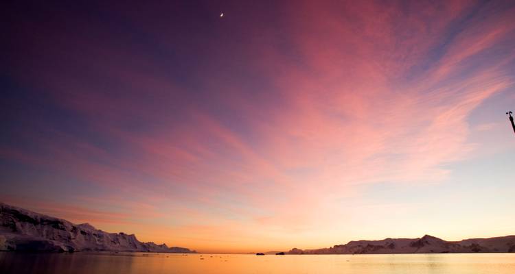 Classic Expedition Cruise: South Shetland Islands and Antarctic Peninsula - Albatros Travel