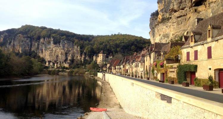 France - Perigord & Dordogne Bike Tour - Pure Adventures