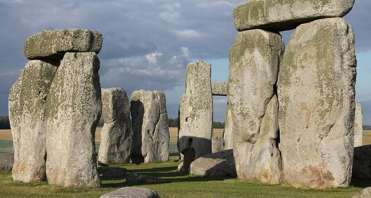 British Escape with Return to London - Globus