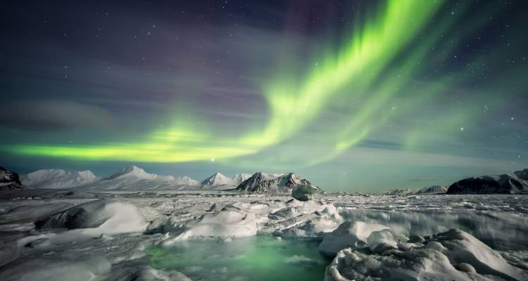 Aurora & Polar Circle - 5 days - On The Go Tours