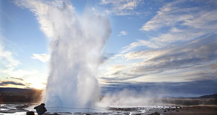 Golden Circle and Glacier Getaway - Icelandic Mountain Guides