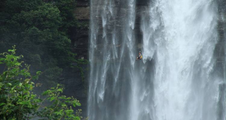 Cycle, Kayak and Zip-line: Paxse to Siem Reap - Rove Travel
