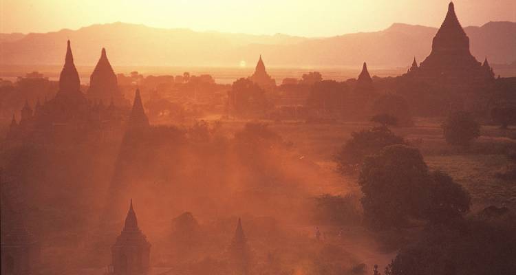 Mandalay to Pagan Four Night Cruise (from Pagan to Sagaing) - Pandaw Cruises