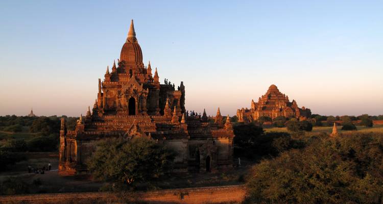 The Golden Land (from Prome (Pyay) to Mandalay) - Pandaw Cruises