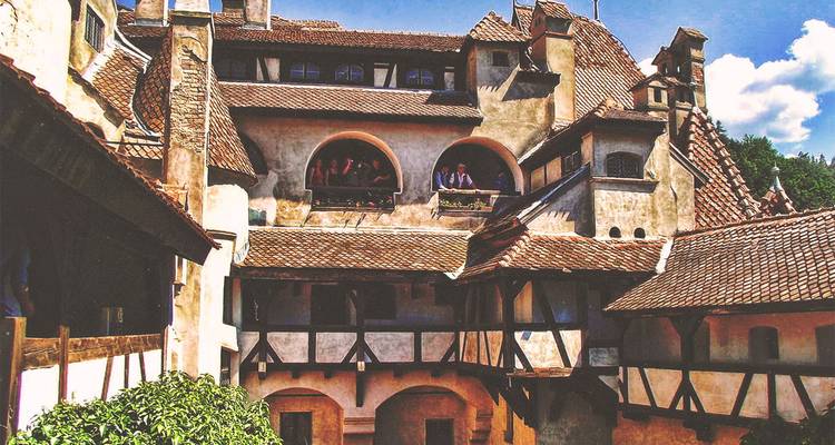 4 days Bucharest escape including day-trip to Bran Castle (4D) - Rolandia
