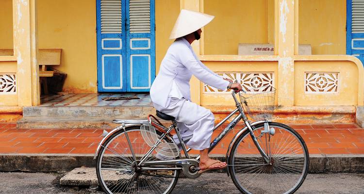 Cambodia Explorer, Mekong Cruise & Vietnam 2018 19 Days - Emerald Waterways