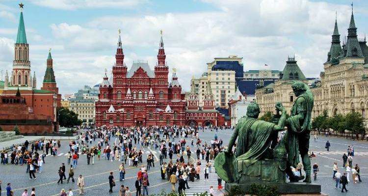 Moscow to Baltic States, Poland and Prague Tour - Kompas